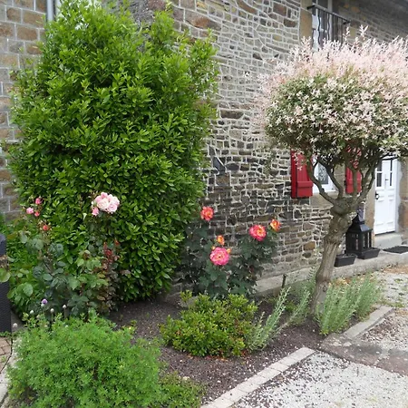 Bed & Breakfast Et Table D'hotes Du Vieil Hetre *